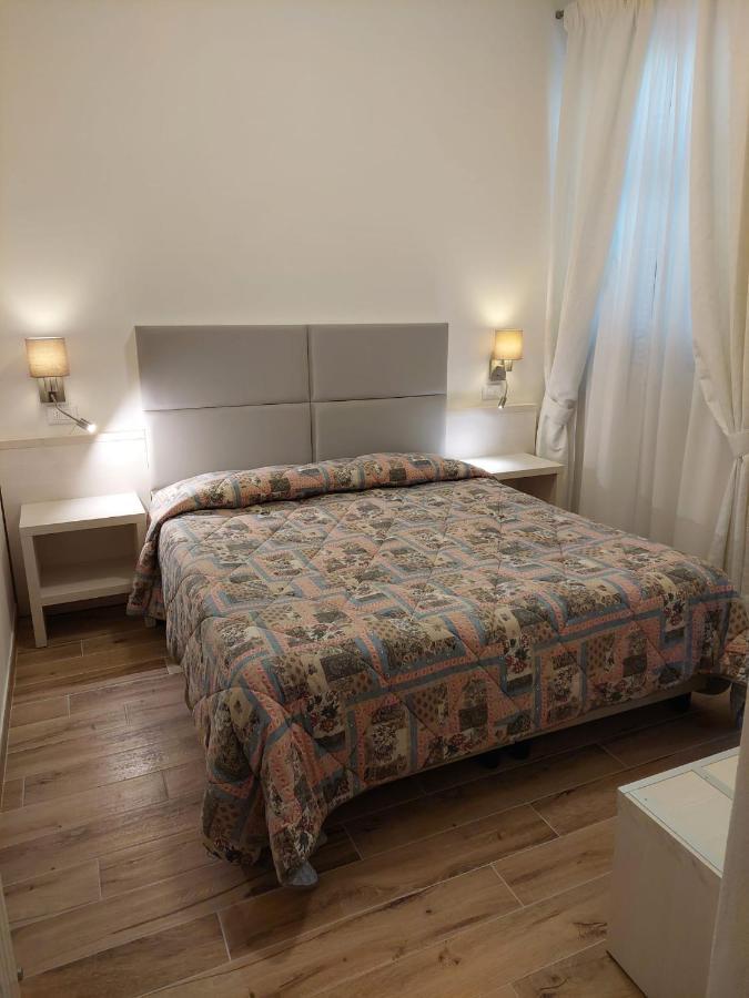 Hotel Patrizia مارينا دي ماسا المظهر الخارجي الصورة