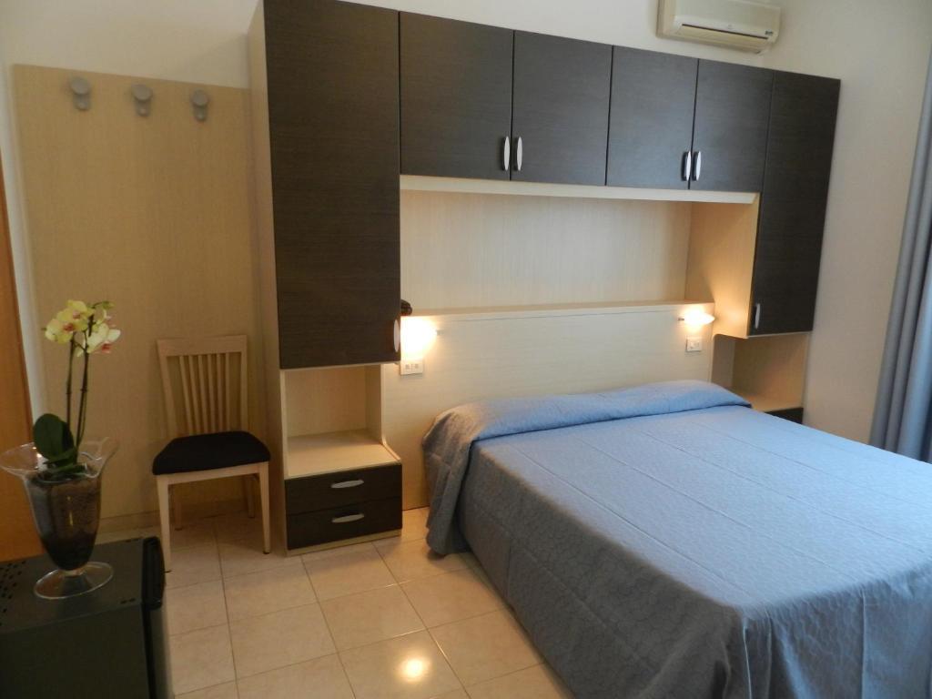 Hotel Patrizia مارينا دي ماسا الغرفة الصورة